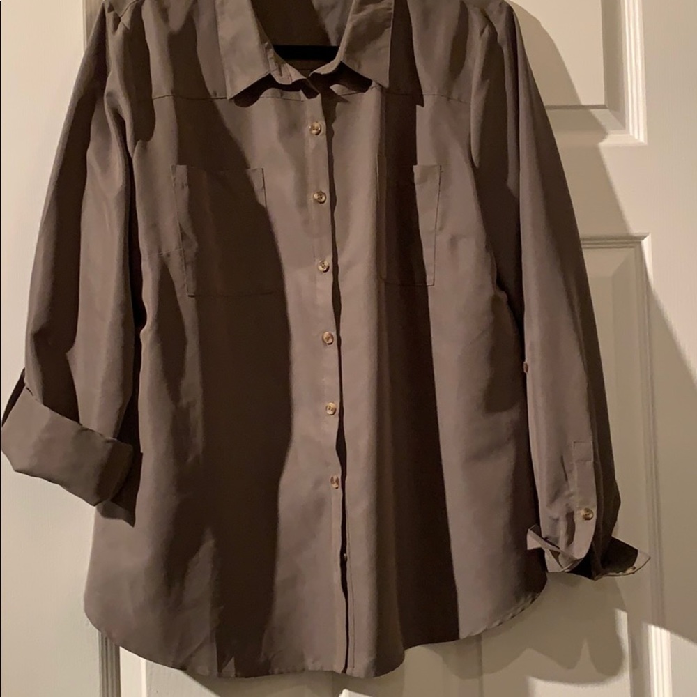 Women’s button down roll tab sleeve